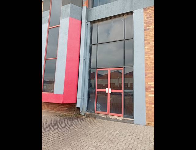 Industrial property to rent in HERIOTDALE